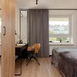 公寓 Warsaw Stylish By Renters 皮瑟兹诺
