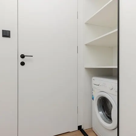 Warsaw Stylish By Renters *