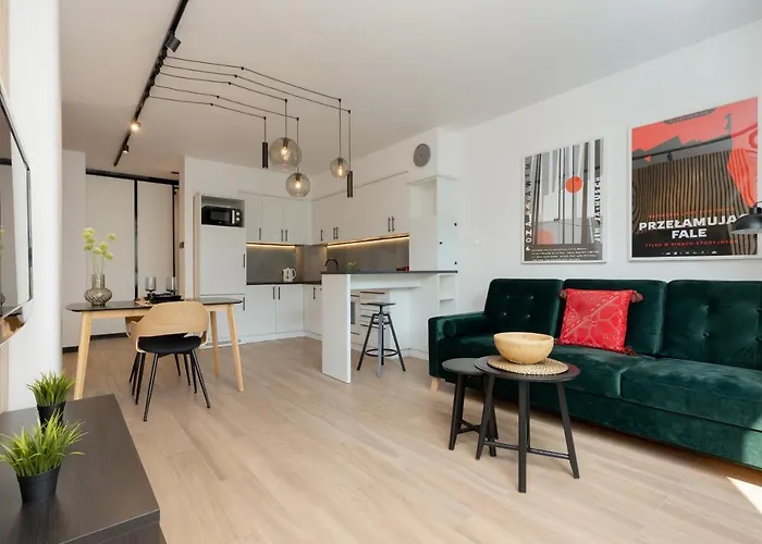 Warsaw Stylish By Renters Apartment *