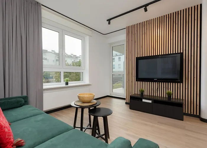 Warsaw Stylish By Renters